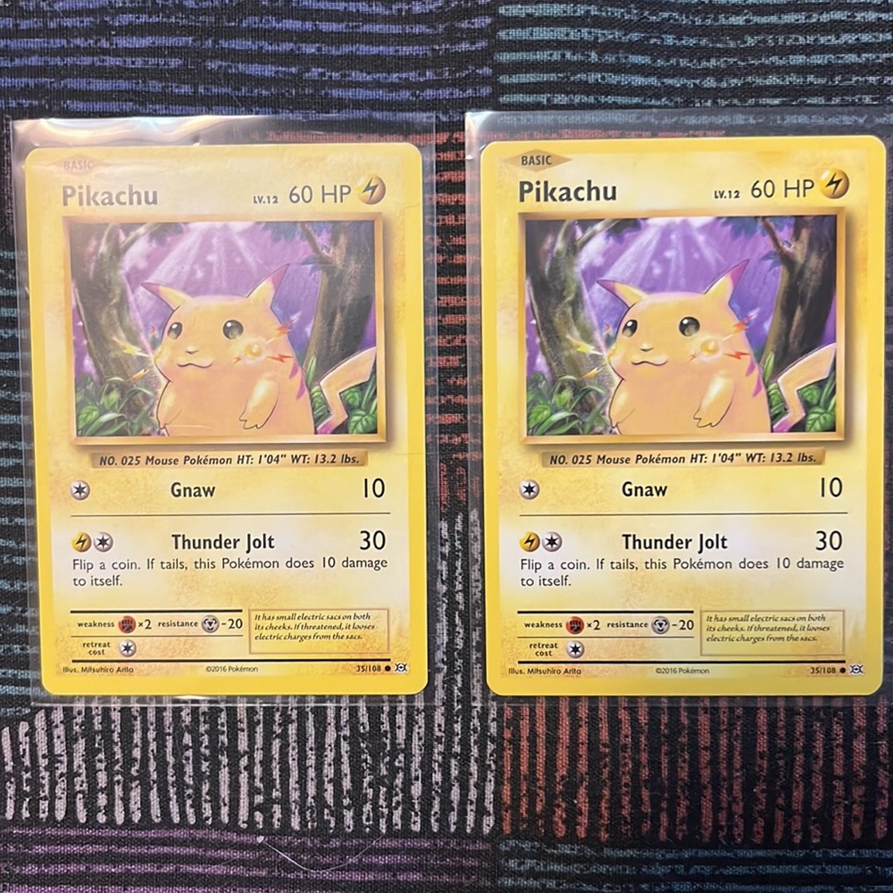 X2 pikachu cards nm/m 50+ cards
